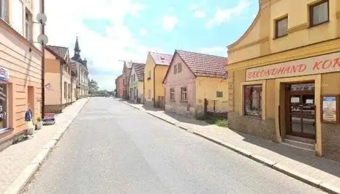 Second Hand Viktorie -  Street View A 360deg - Americká 88