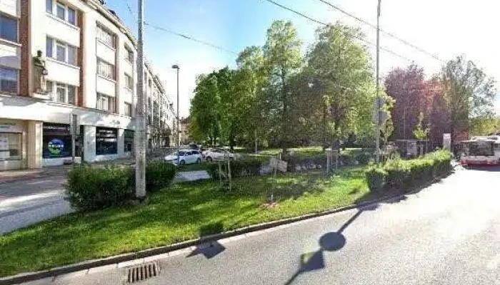 Servis Mobilu Hradec Kralove Opravime To Mobilservis Street View A 360 - Divišova 757/1