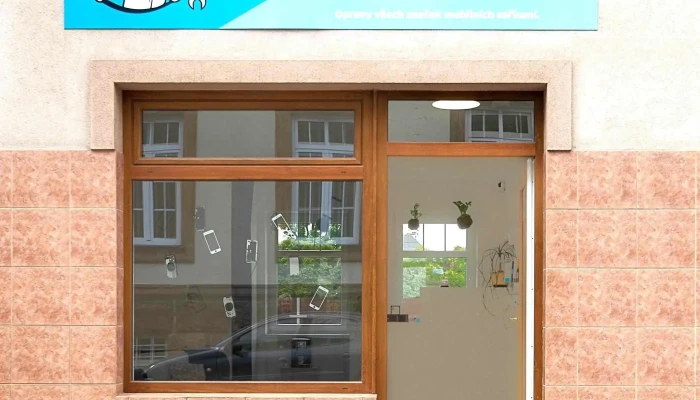 Servis Prodej Telefonu A Prislusenstvi Hlinsko Exterier - Komenského 356