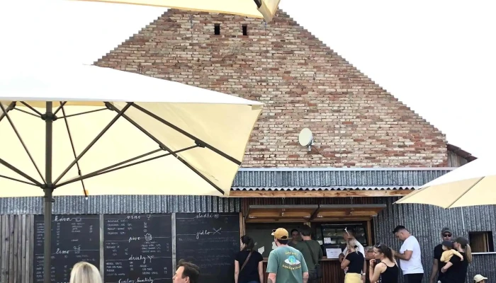Sezonní bistro Na Kopci - Luhačovická 384