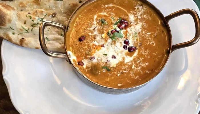 Shiva Restaurant And Bar -  Murgh Makhani - M. Švabinského 140/35