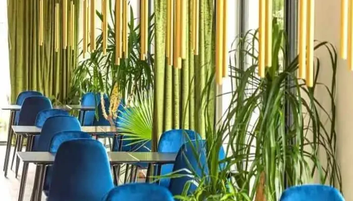 Shiva Restaurant And Bar -  Vse - M. Švabinského 140/35