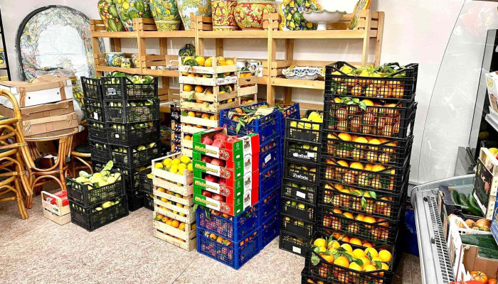 Siesta Fresh -    Kavarna A Obchod Chut Sicilie Vzhled A Atmosfera - Husova 49/2