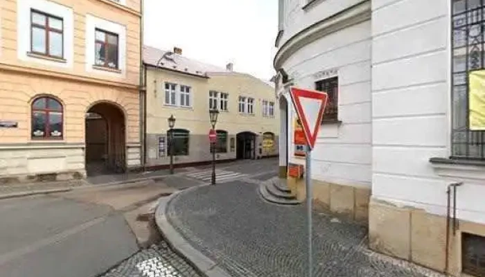 Skolni Jidelna Vse - Komenského Nám. 96