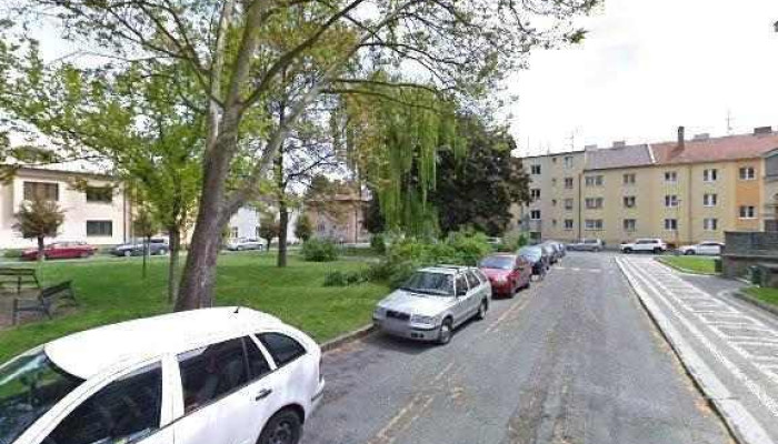 Skolni Jidelna Vse - Hlouška