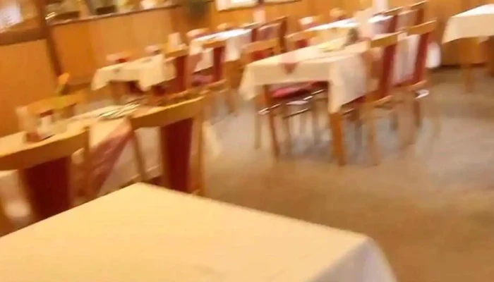 Skolni Restaurace Vzhled A Atmosfera - Czech Republic