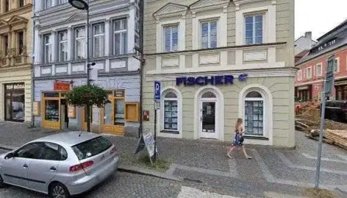 Smazene Nudle A Vietnamske Zavitky -  Street View A 360deg - Kolín I
