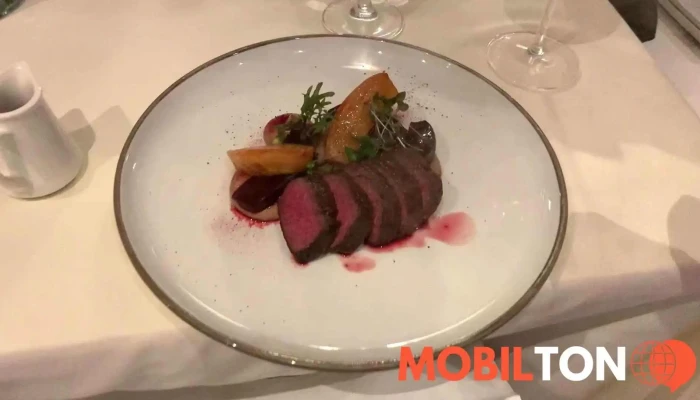 Soho Restaurant Lounge Videa - Praha 4