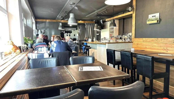 Sokolovna Bistro -  Vse - Tyršovo Nám. 480
