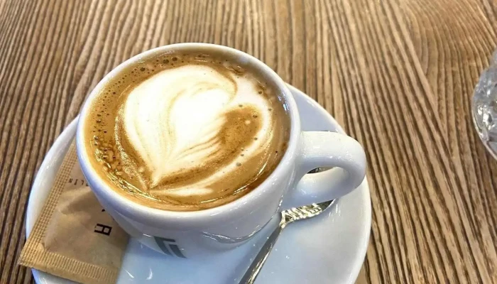 Spojka Karlin Cappuccino - Praha 8-karlín