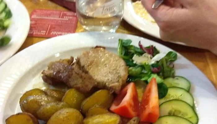 Sportbar Loko -  Bar - Tyršova 85