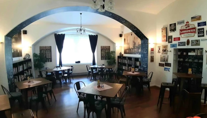 Staff Caffe Bar - 560 02 Česká Třebová 2