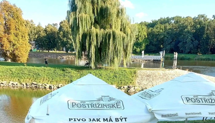 Stara Rybarna Telefon - Stará Rybárna, Na Přístavě