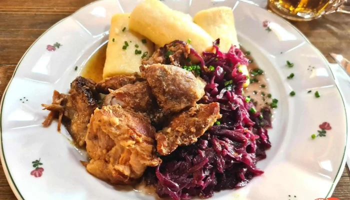 Staroceska Restaurace V Ruthardce Cervene Hlavkove Zeli - Dačického Nám. 15