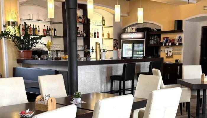Stary Klub Restaurace -  Instagram - Žižkova 243