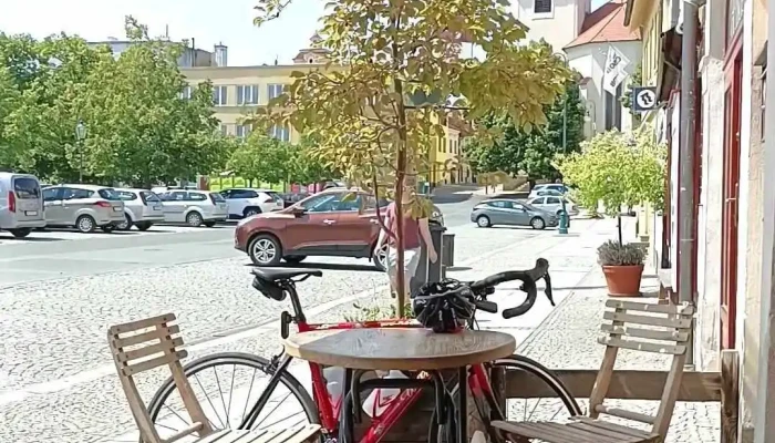 Stastna Koza Vzhled A Atmosfera - Centrum