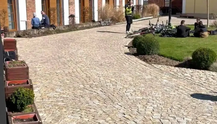 Statek 1738 -  Exterier - Všestudy-úžice U Kralup Nad Vltavou
