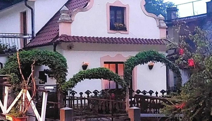 Stodola -  Krasohled - Karlštejn