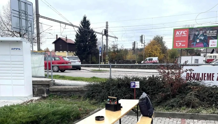 Street Food 414 -  Otevřeno Nyni - Vnoučkova 1699