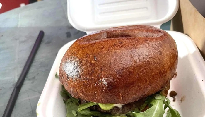 Street Food Hruska Slevy - Mírové Nám.