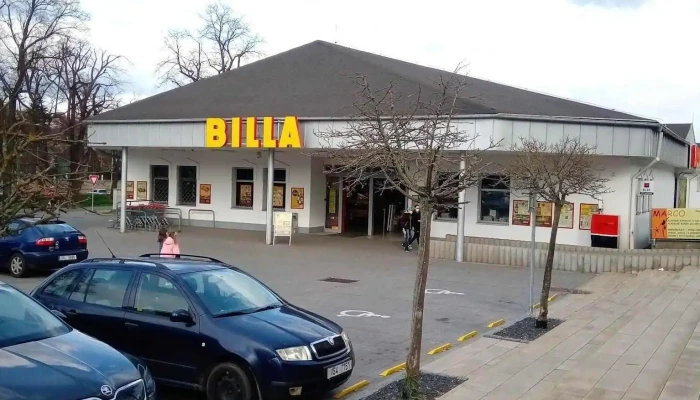 Supermarket Billa -  Parkovani - Nábř. Dr. Beneše 2509