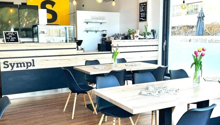 Sympl -    Bistro Kava Vzhled A Atmosfera - Havlíčkova 2014