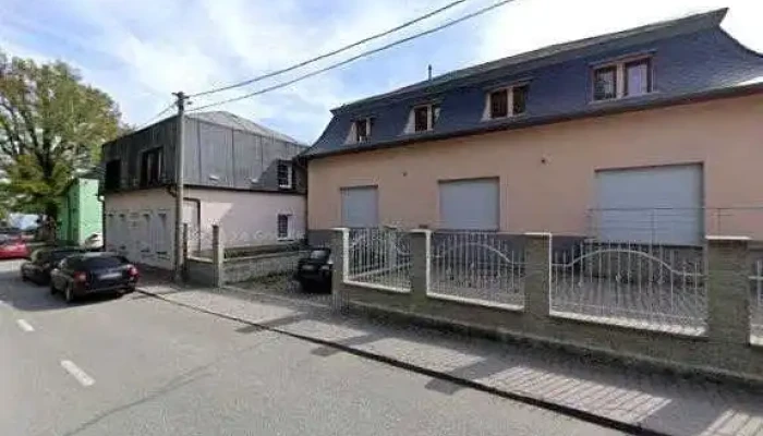 Syphonecz Street View A 360 - V Uličce "venkovka" Pod Starou Radnicí, Pod Věží 122/1