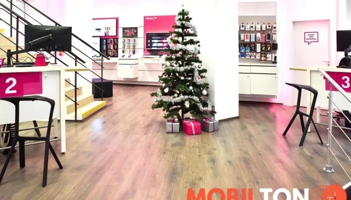 T -  Mobile Prodejna Boskovice Od Vlastnika - Nám. Dr. Snětiny 2275/2