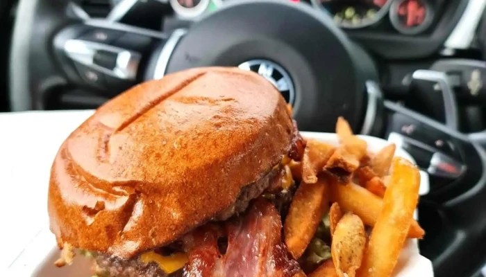 Ta Fabrika Street Food -  Hranolky - Armádní