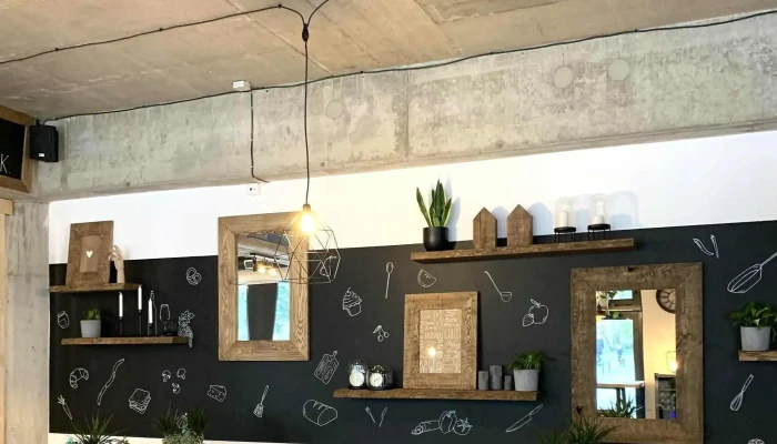 Tady Ted   Kavarna A Bistro Ceny - Komenského 420