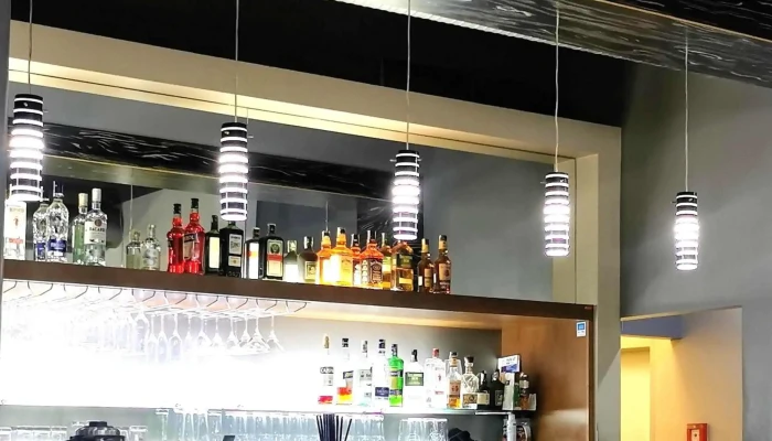 Tamtam Restaurant Hledam - Nám. Míru 174