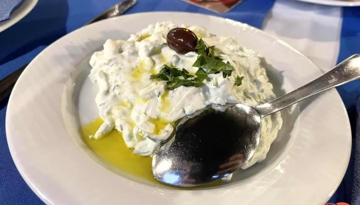 Taverna Thessaloniki -  Tzatziki - Vltavská 168