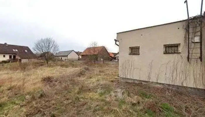Tenisova Hala   Restaurace Vse - Krajní 237