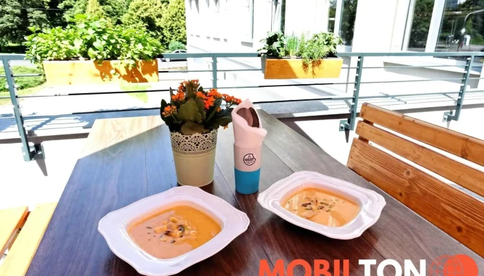 Terassa Cafe Bistro Jidlo A Piti - Palackého Nám. 1092