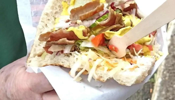 The Hamdis Kebab Bistro   Nehvizdy Jidlo A Piti - Pražská 8
