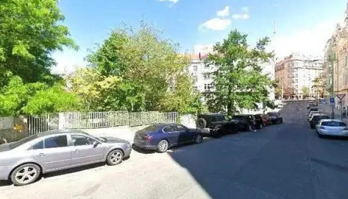 The Tavern -  Street View A 360deg - Vinohrady