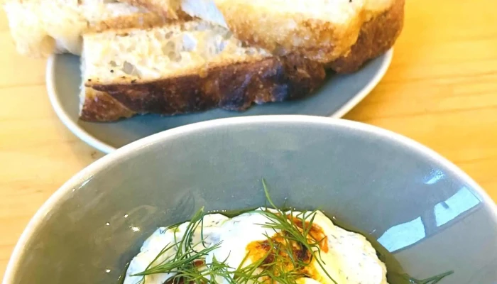 To Je Bistro -  Oteviraci Doba - Pražská Tř. 322/4