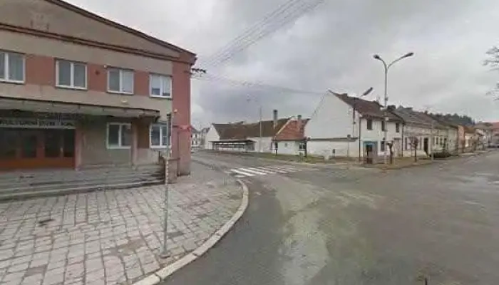 Tocena Zmrzlina Street View A 360deg - Nám. Míru 5