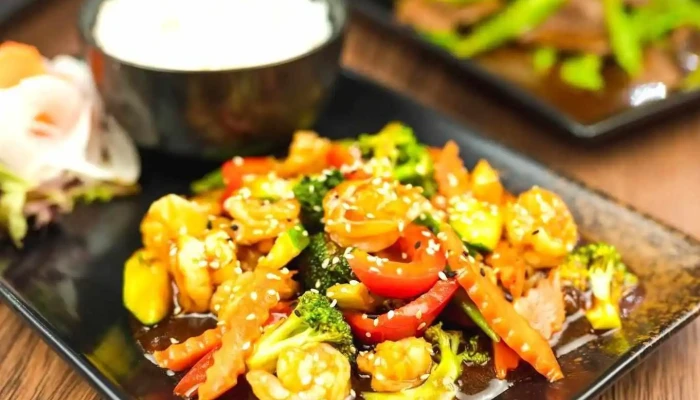 Tom Restaurant -  Od Vlastnika - 1 Zlín 1 Cz, Nám. Práce 2523