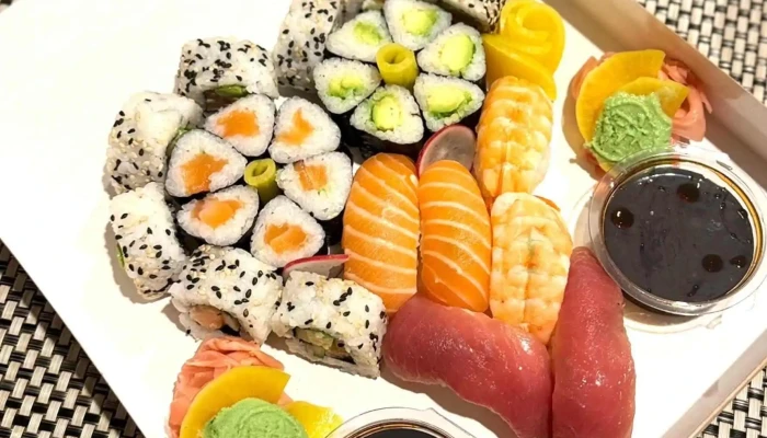 Toro Sushi -  Jidlo A Piti - Karlovarská 796