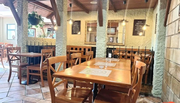 Trattoria Caffe Ristorante -  Vzhled A Atmosfera - Obránců Míru 2945