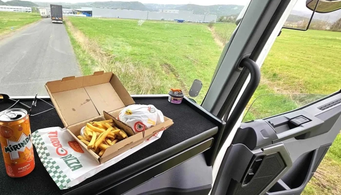 Turbo Pizza Klasterec Nad Ohri Pizzerie - Petlérská 699