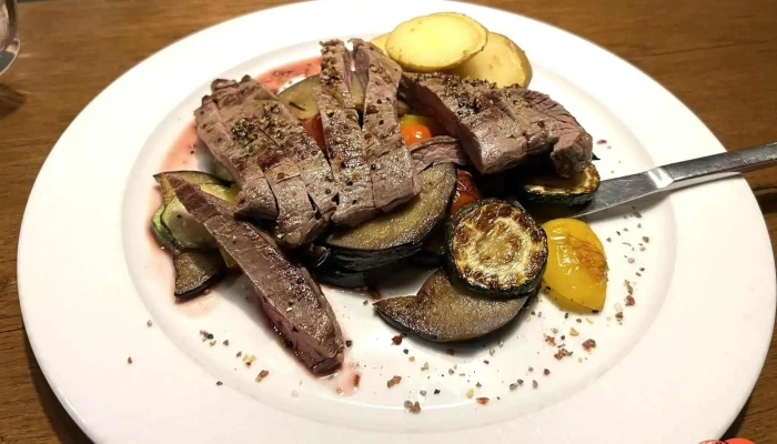 U Fleka -  Jidlo A Piti - Tulipánová 142