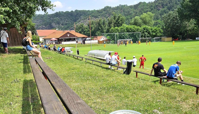 U Fotbaloveho Hriste Hospoda - U Přívozu 779