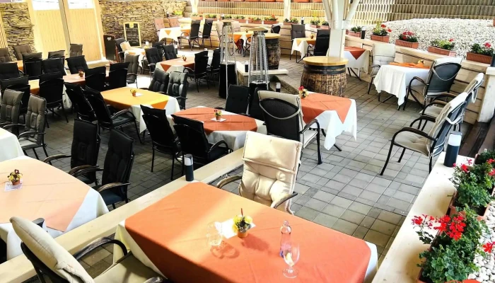 U Johana Restaurace A Penzion -  Vzhled A Atmosfera - Příluky