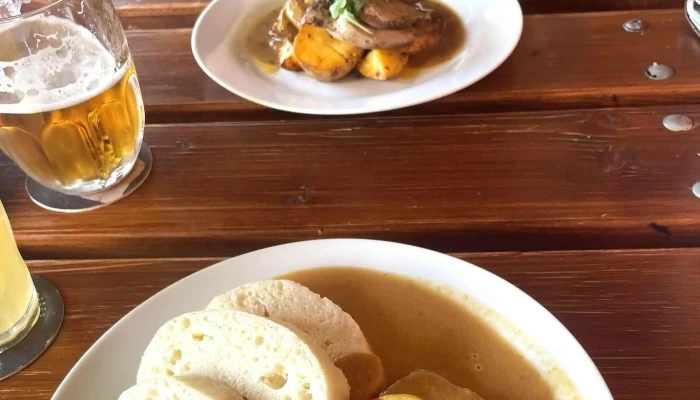 U Komendu česka Restaurace - Mariánské Nám. 70