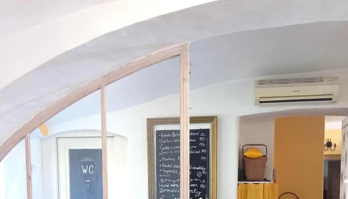 U Kone   Restaurace S Cukrarnou Telefon - Kokořín