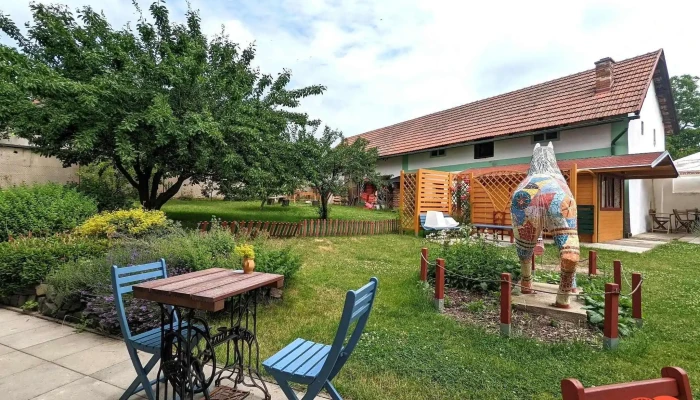 U Kone   Restaurace S Cukrarnou Vse - Kokořín