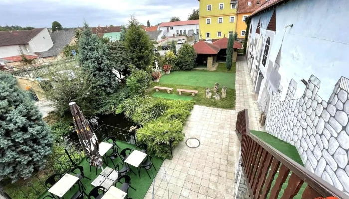 U Lisky Od Hostu - Nám. Svobody 164