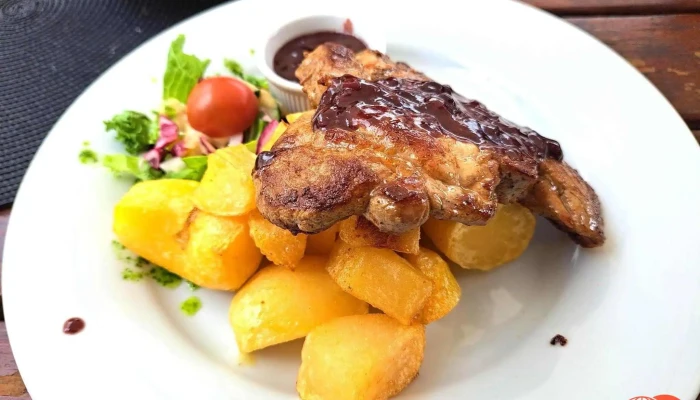 U Satlavy Steak Z Nizkeho Rostence - 16, Nám. Míru 30